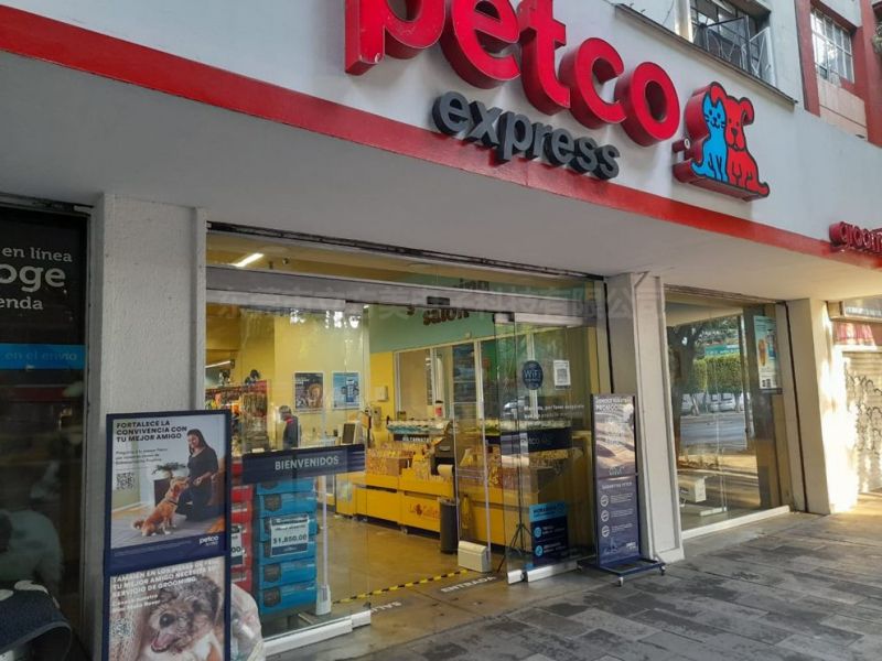 Petco पाल्तु पसलले एक emeno विरोधी चोरी उपकरण स्थापना गर्दछ